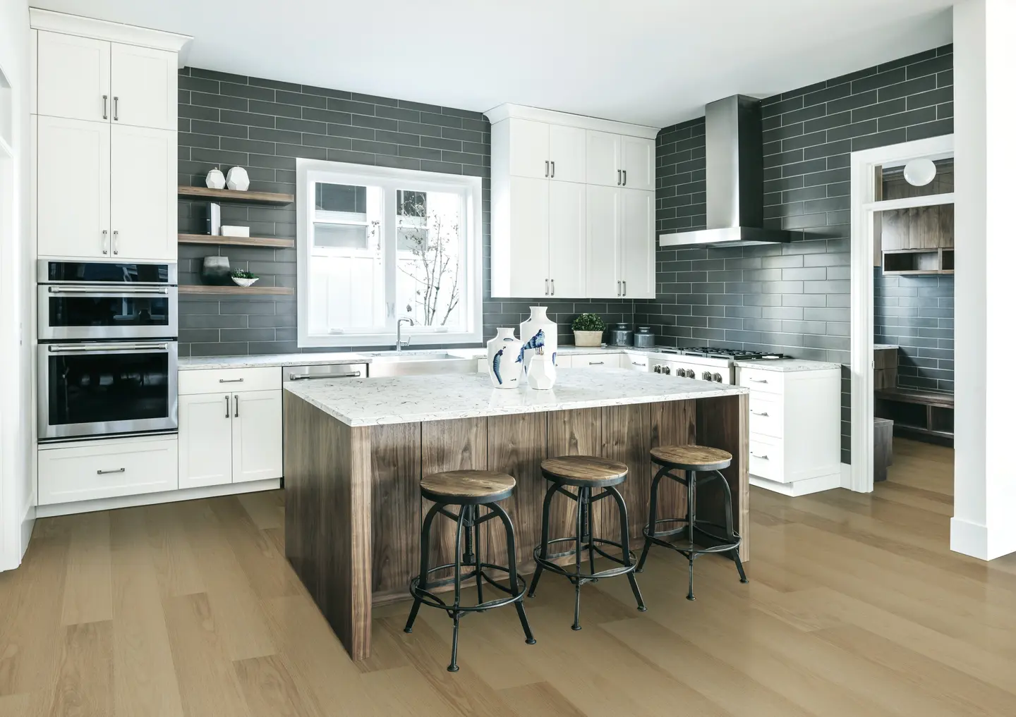 Sunbaked Escape close-up